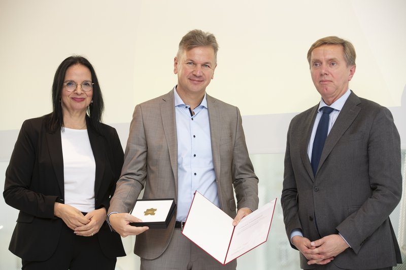 Denkmalschutzmedaille vom Bundesdenkmalamt an Markus Schadenbauer