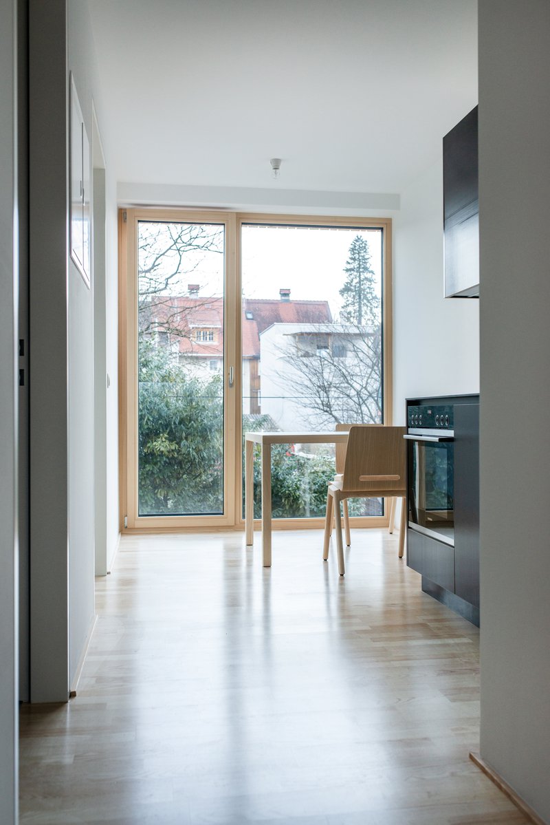 Schlossbergstraße 17