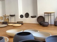 Pop-up in Hohenems von Ferdinand Ruef | zeitlose Keramik und Zeichnungen auf Porzellan